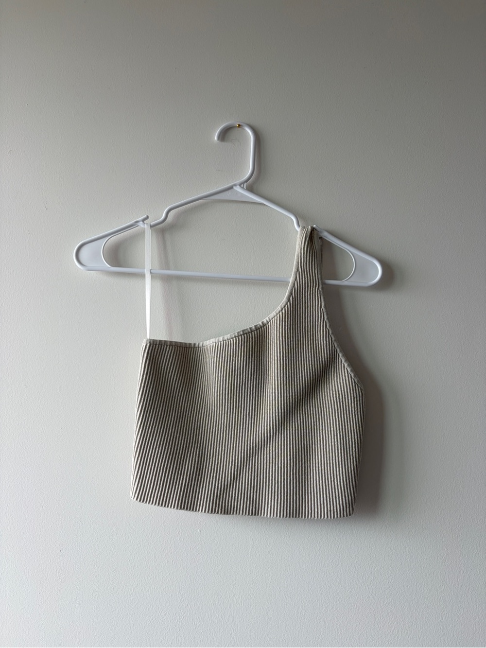 One-Shoulder Ribbed Crop Top - Beige